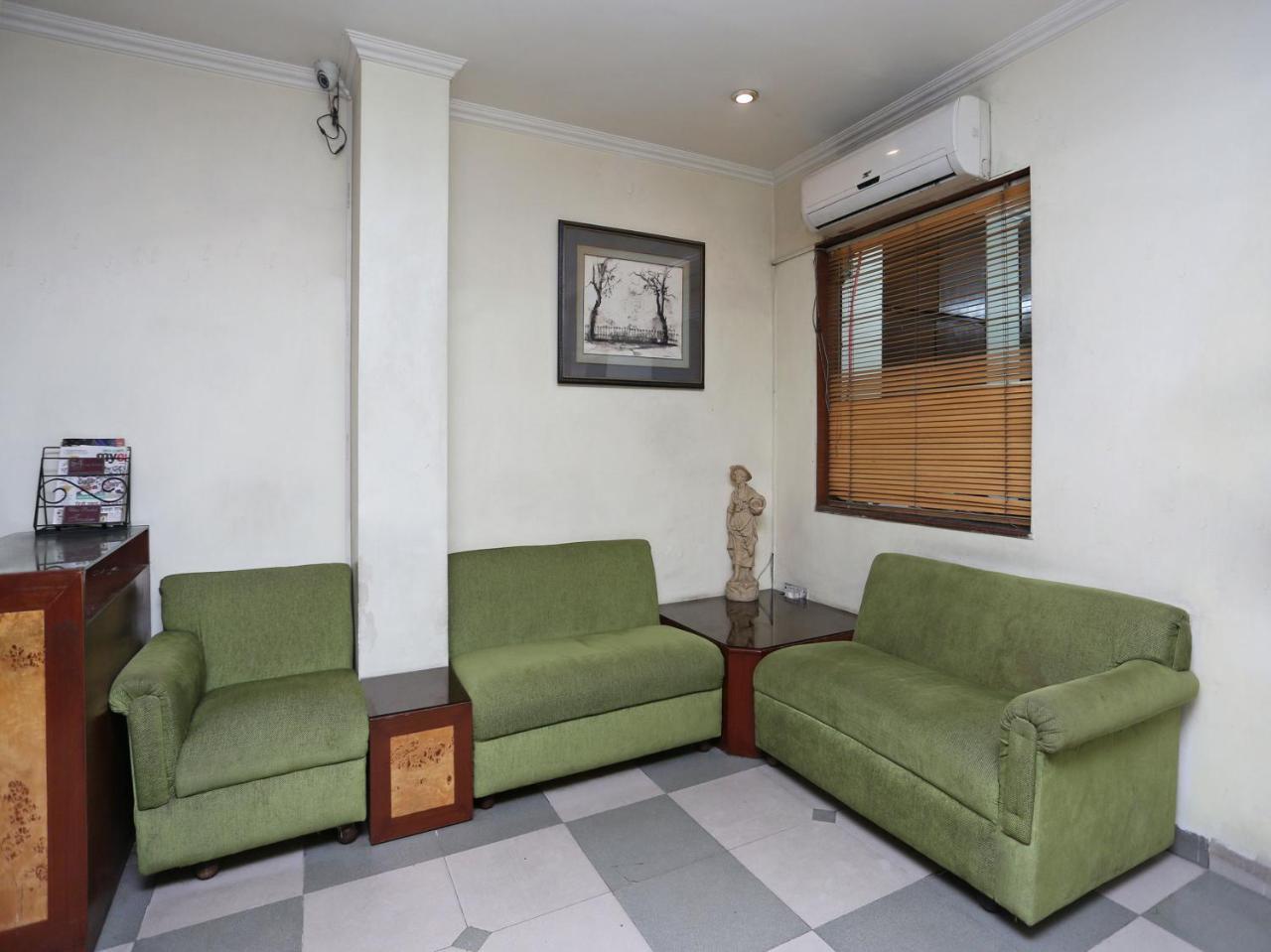 Oyo 3499 Tekarees Inn Lucknow Exterior photo